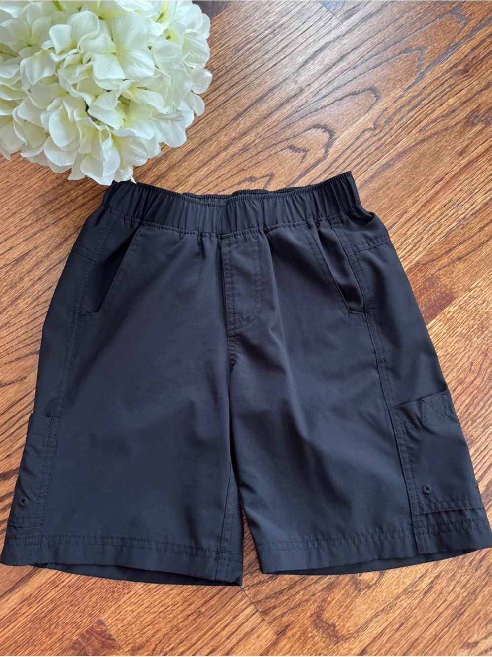 Magellan Outdoors Boys Black Fish Gear Shorts Size S (8)